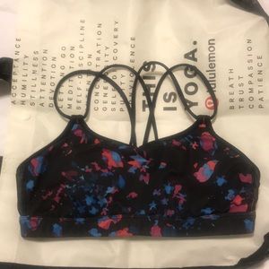 Lululemon Sports Bra Criss Cross